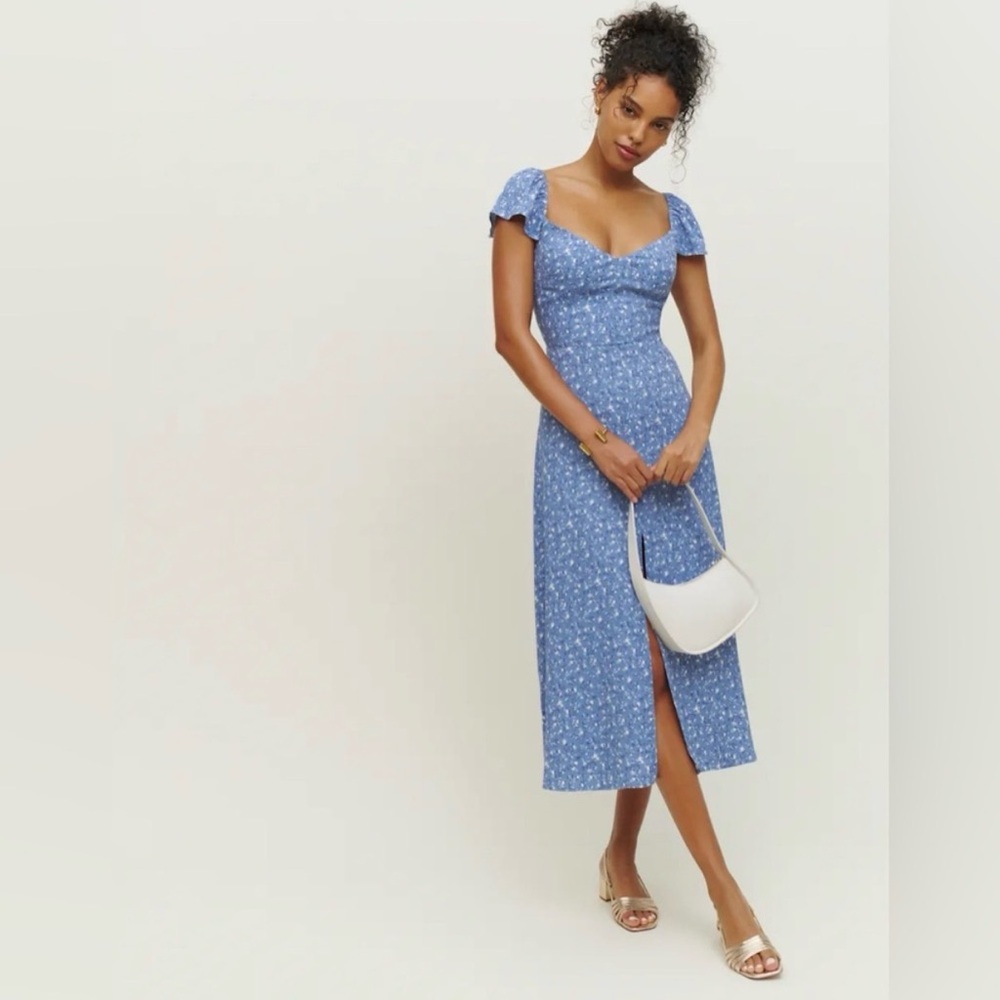 Blue Floral Midi Dress with Sweetheart Neckline